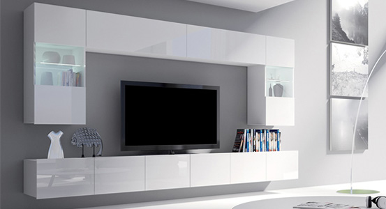 Weiße Möbel im Wohnzimmer
